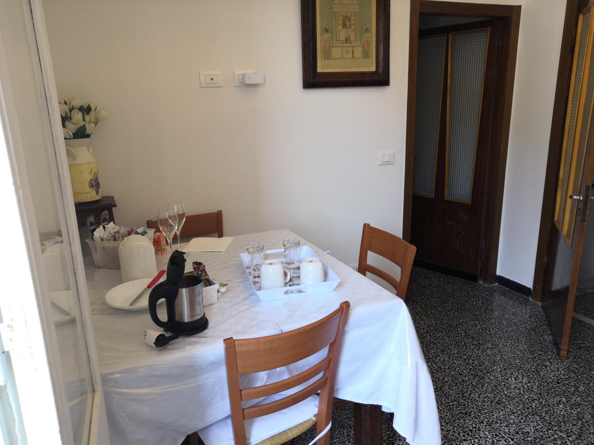 Guesthouse Rollando Vernazza Exterior photo
